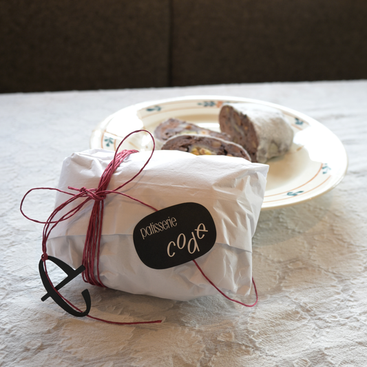 那須栗園 那須栗のチョコレートシュトーレン ホリデーシーズンの特別なデザート。自分用にもよし、大事な人への贈り物・プレゼント用にもどうぞ。